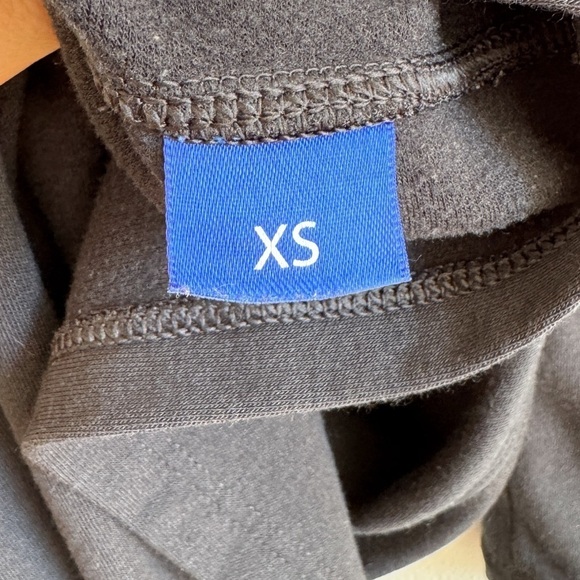 KIT AND ACE • Wave Long Sleeve Dress in Black - Picture 8 of 11